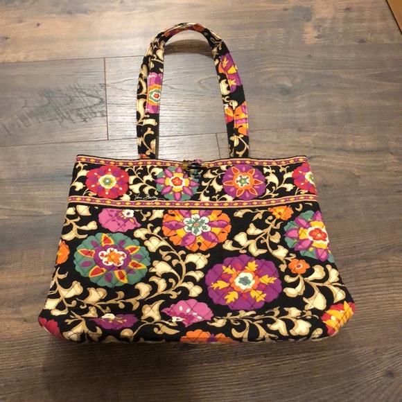 Vera Bradley Handbags - Vera Bradley Tote
